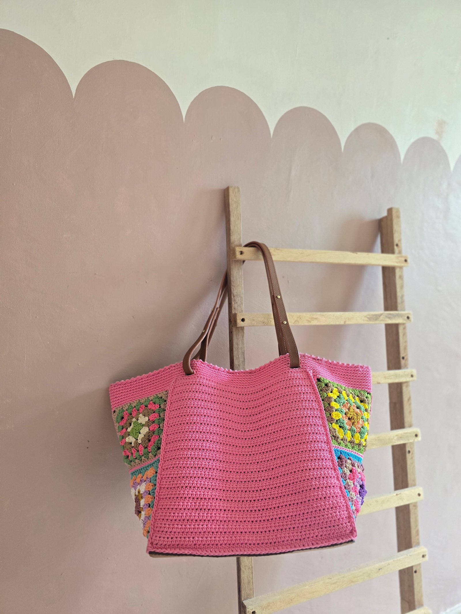Aryalara Tote